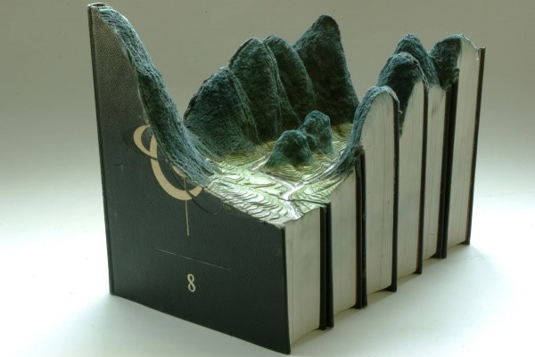 Резьба в книге