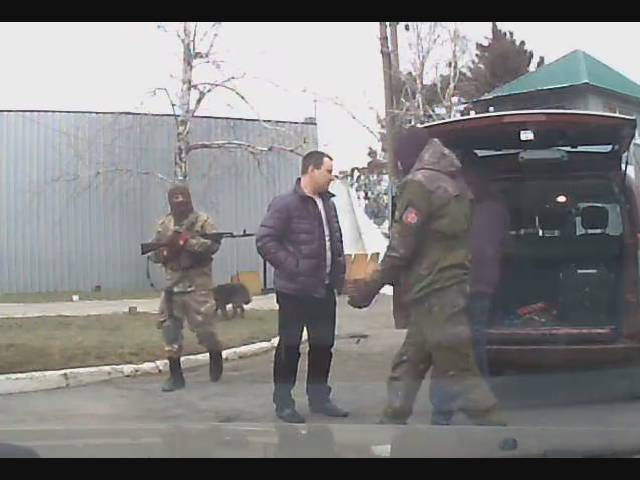 Авакова и Шокина просят защитить коллектив &quot;Херсонского тепличного комбината&quot;