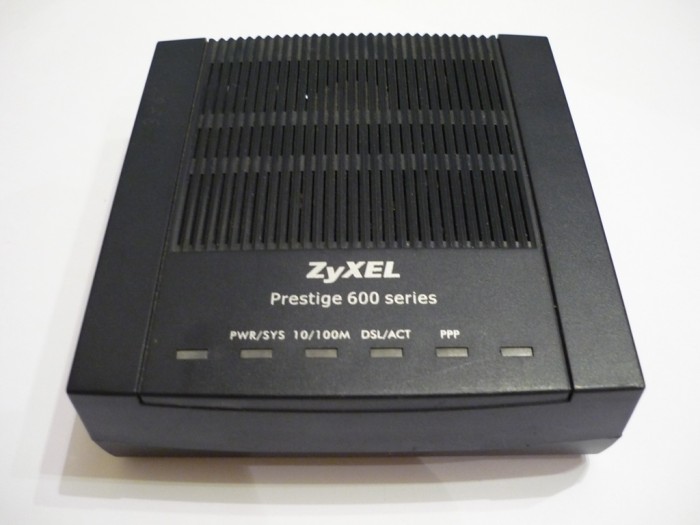 P 600. Модем ZYXEL Prestige 600 Series. ZYXEL Prestige 700. ZYXEL Prestige 660r ee. Модем Зиксель 700.