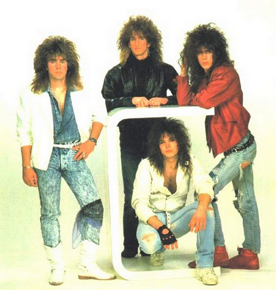 Gunner 2011 - desire. Brian varhelyi. Ruffians - ruffians [ep] (1985). Альбомы разных групп. Intuition - turn it on! 1994 обложка диска.