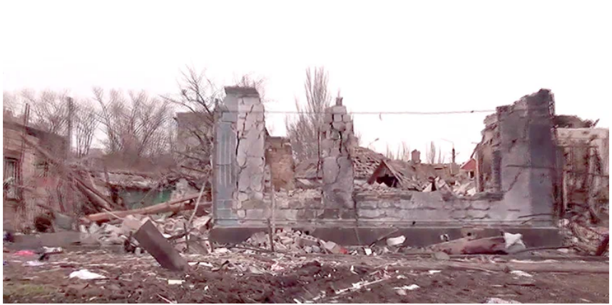 мариуполь центр города разрушения. донбасс фото города. российские войска на украине. руины мариуполя. мариуполь в руинах.