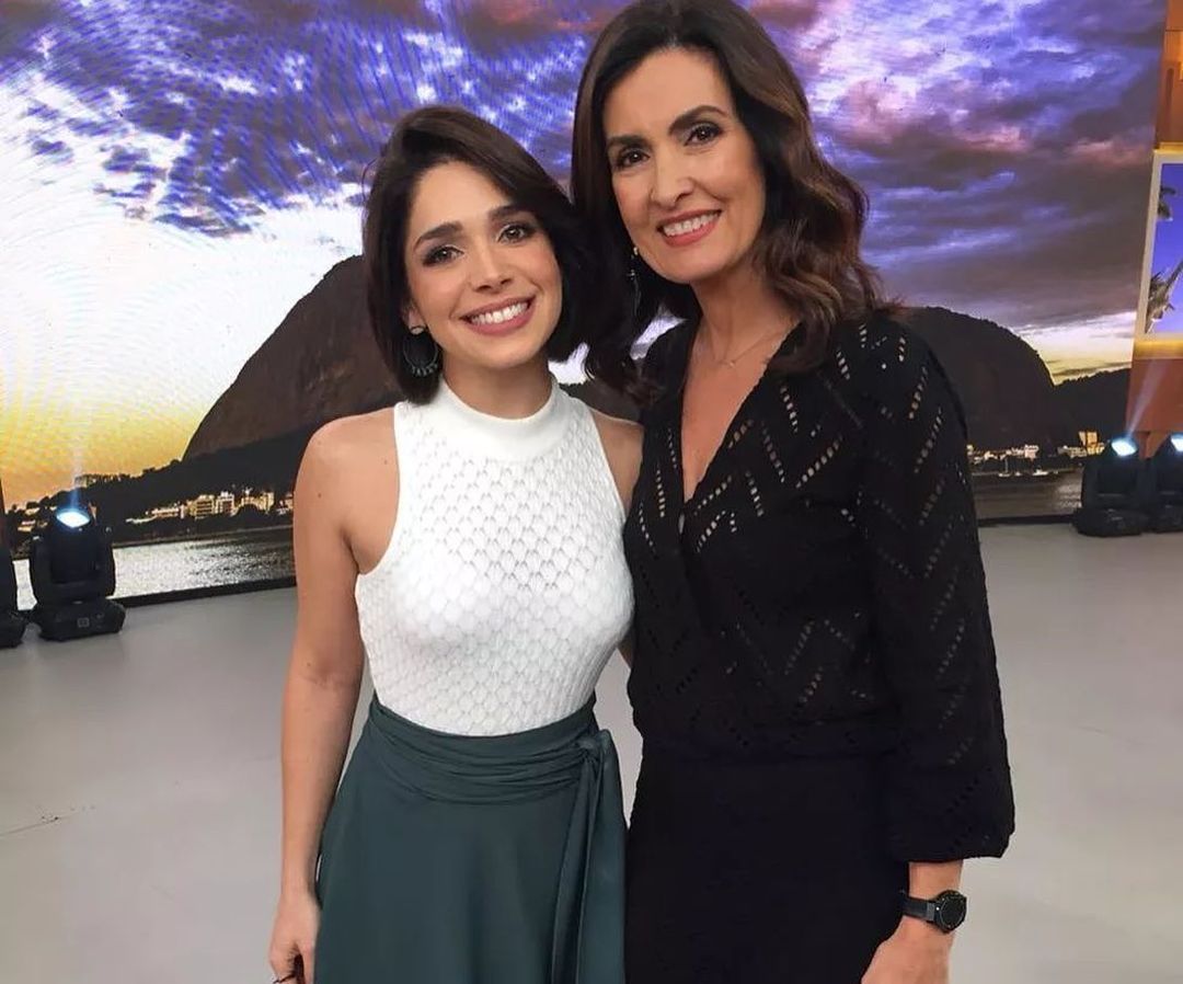 https://s1.hostingkartinok.com/uploads/images/2022/07/b48d0a077cbf712e424459b5ae3abda2.jpg