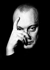 Владимир Комаров