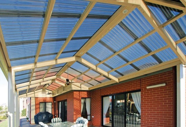 «Неформалки» в кровельной семье: инверсионная, мембранная, прозрачная