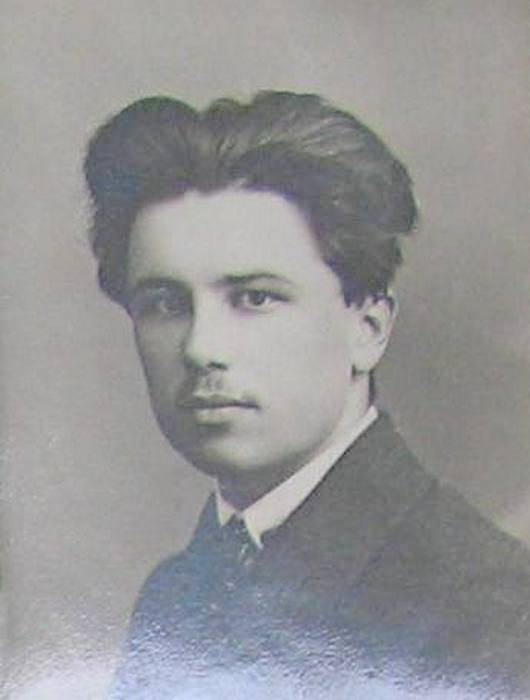 Миша Яковлев1928 март.JPG