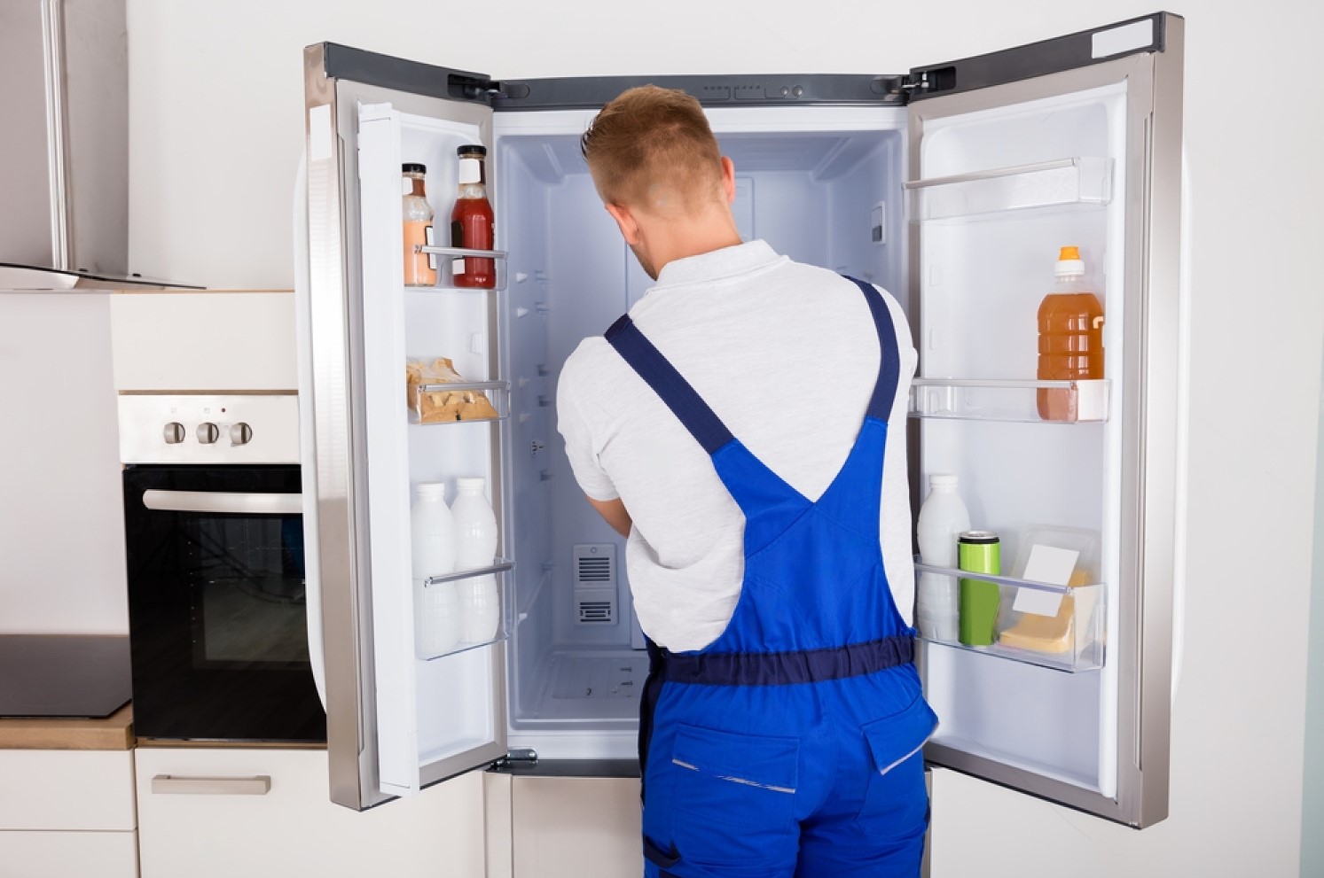 Двокамерний холодильник: не морозить верхня камера.