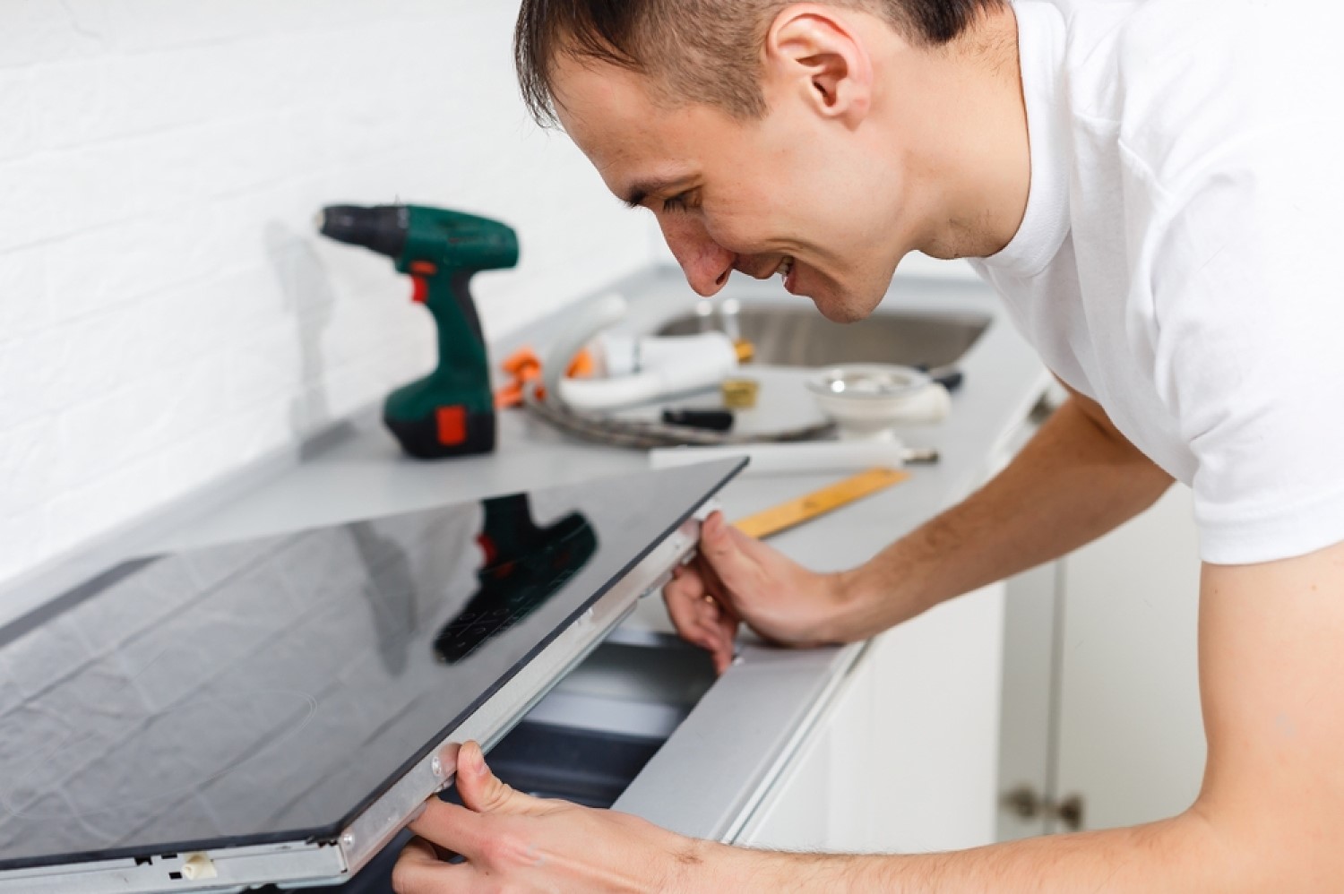 Поломка генератора индукционной плиты