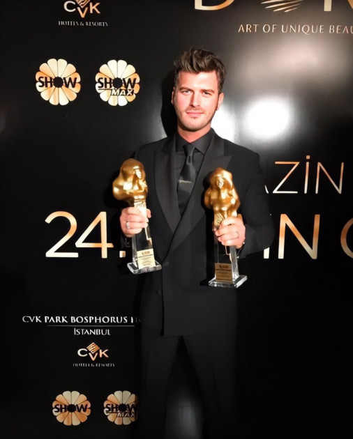 https://s1.hostingkartinok.com/uploads/images/2025/07/2e1b54d2f757fbf5e741a94334e1d6ec.jpg