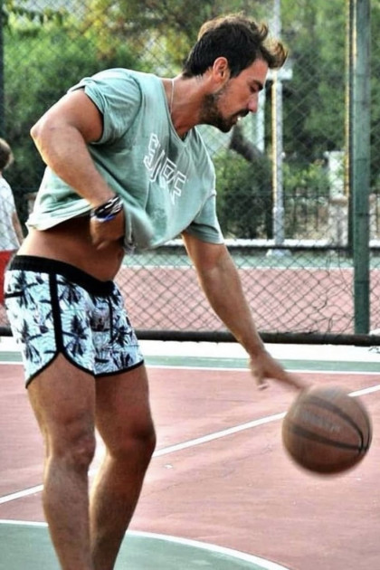 https://s1.hostingkartinok.com/uploads/images/2025/08/2417e885dd9836d855f5585a317f8964.jpg