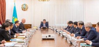 Президент тапсырмасы бойынша Үкімет макроэкономикалық тұрақтылықты қамтамасыз ету және экономикалық реформалардың теріс салдарын барынша азайту бағытында шаралар қабылдауда