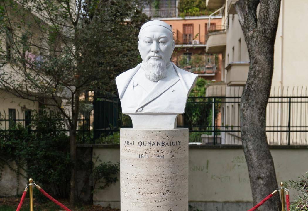 Италияда Абай Құнанбайұлының бюсті ашылды