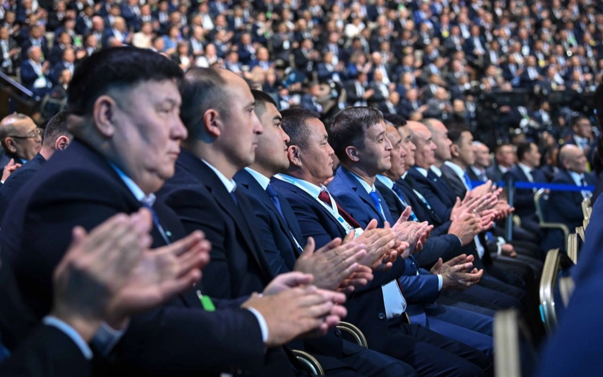 Мемлекет басшысы ауыл әкімдерінің өкілеттігін нақтылау жөнінде тапсырма берді