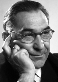 Юрий Лавров