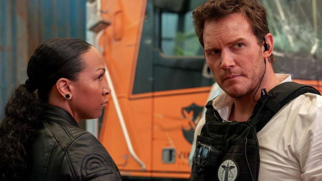 «Милосердие» сместило «Аватар», но зимние штормы оставили американских зрителей дома - Такое кино