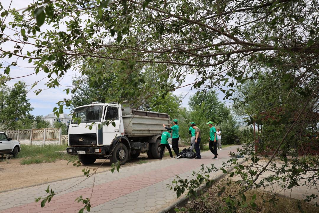 Курчатовта 130-дан астам тұрғын Ертіс жағалауында өткен экологиялық акцияға қатысты